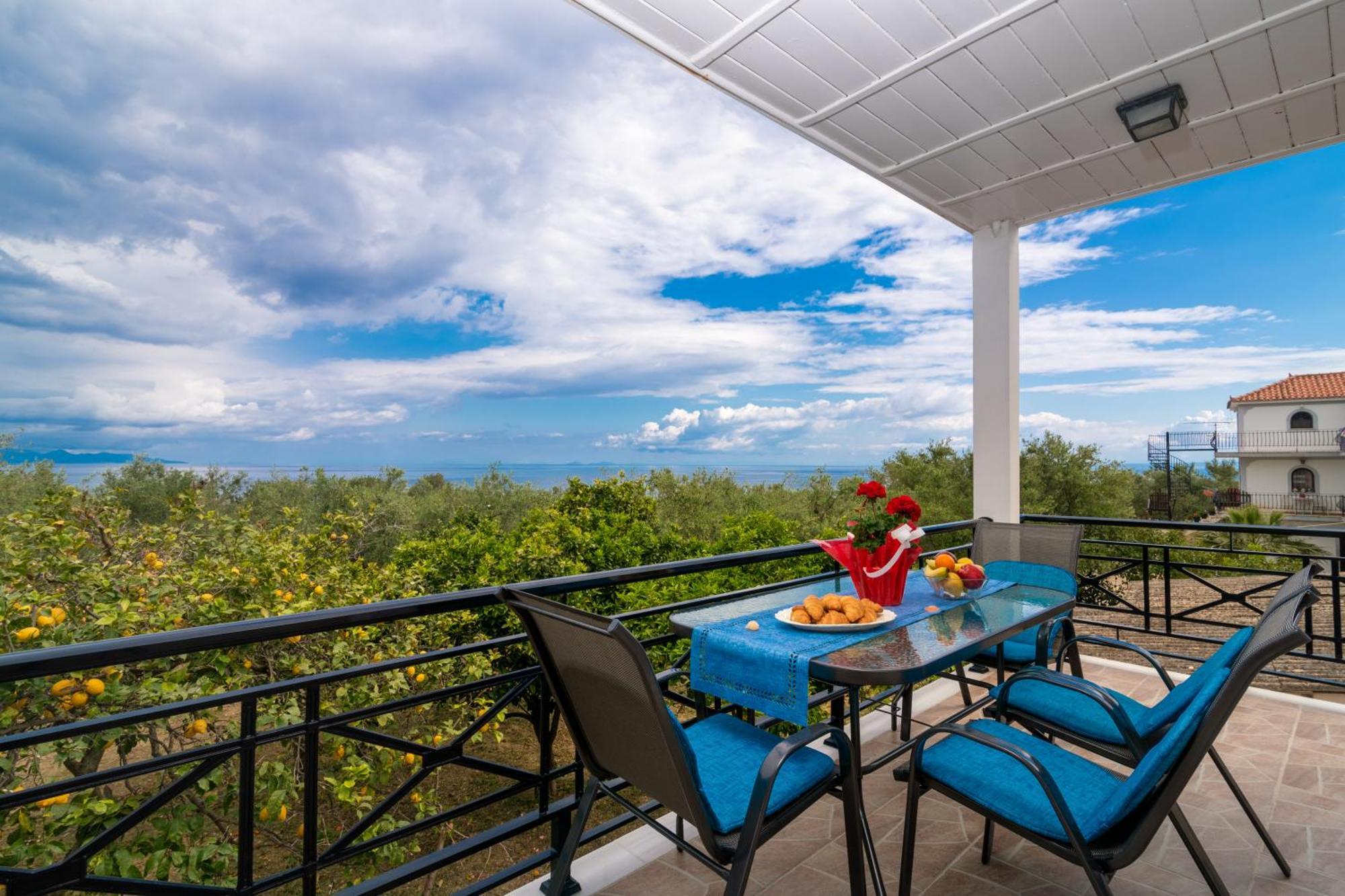 Sosos 2 Bedroom House With Sea View Planos  Bagian luar foto